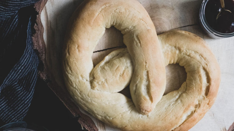 Vegane Neujahrsbrezel: Ein guter Start ins neue Jahr.